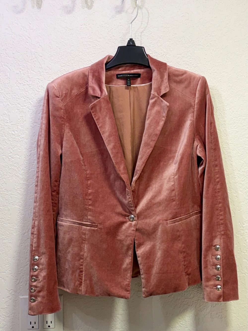White House Black Market Rose Velvet Single-Button Blazer - Picture 3 of 10